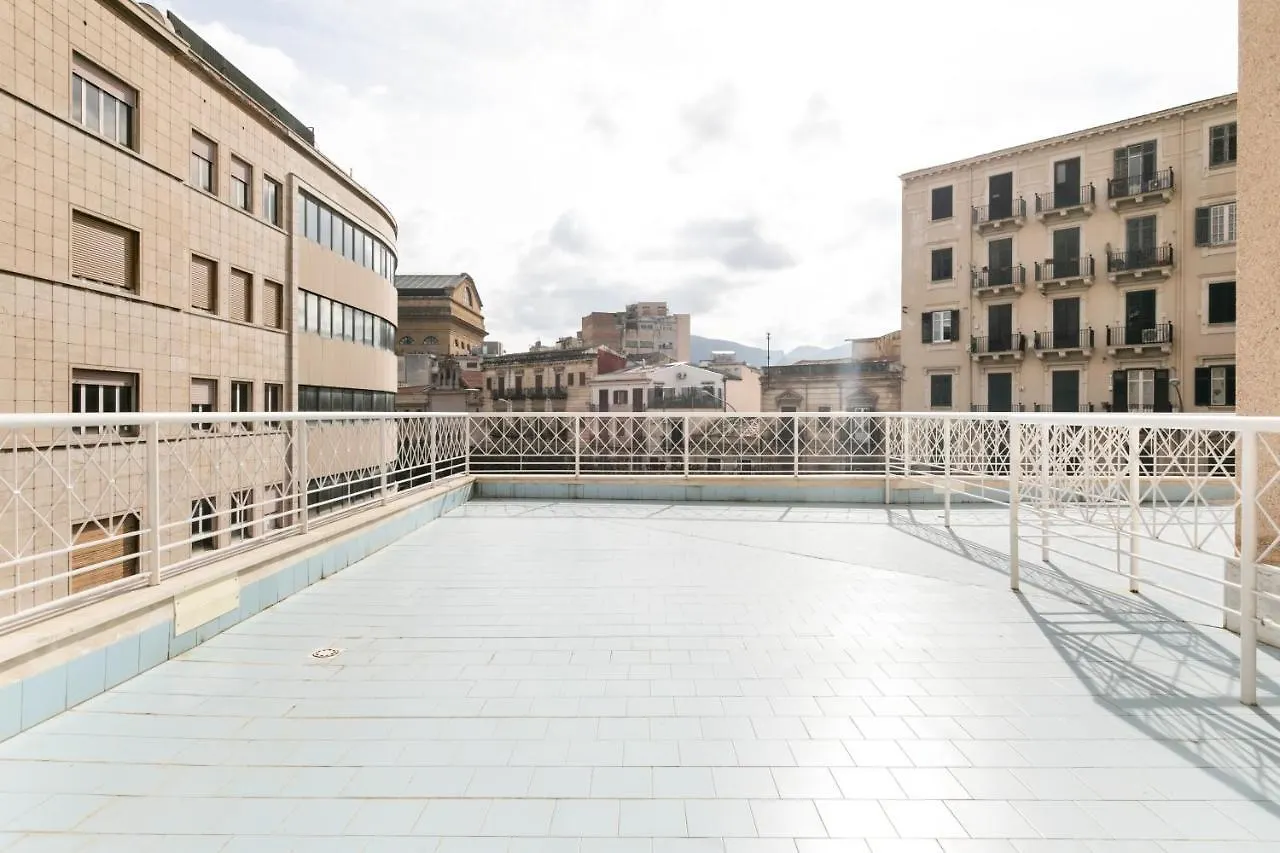 Grattacielo Ina Apartments Palermo